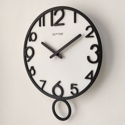 新款北欧简约摇摆挂钟圆形静音创意时钟现代家居木质立体数字钟表