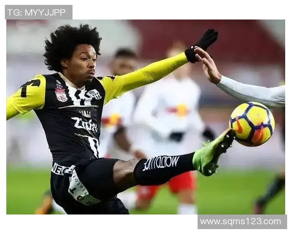 巨大1-0！亚洲球队逆袭：欧冠前史首胜 仅建队11年 现场万人狂欢